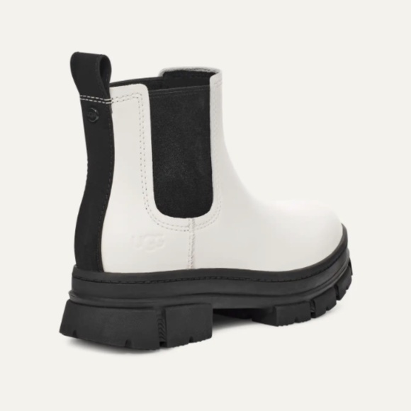 ●NEW●UGG/Women's Ashton Chelsea White - Picture 4 of 6
